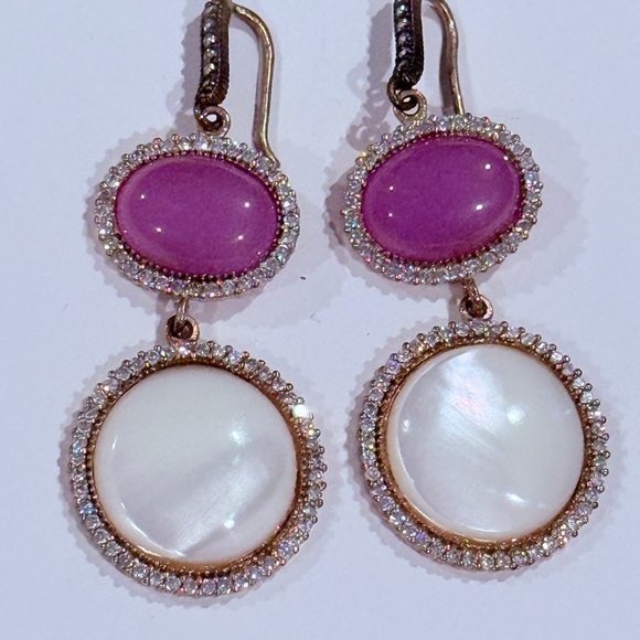 Elegant Pink and White Drop Earrings - Picture 1 of 4